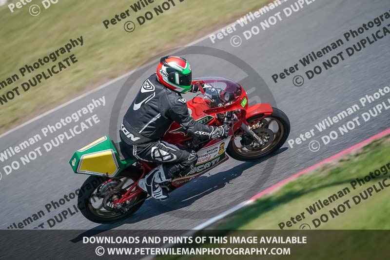 enduro digital images;event digital images;eventdigitalimages;mallory park;mallory park photographs;mallory park trackday;mallory park trackday photographs;no limits trackdays;peter wileman photography;racing digital images;trackday digital images;trackday photos